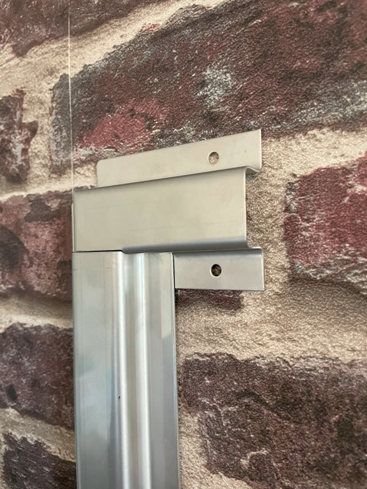 Hoekje RVS installatiegoot kabelgoot Links en Rechts te gebruiken