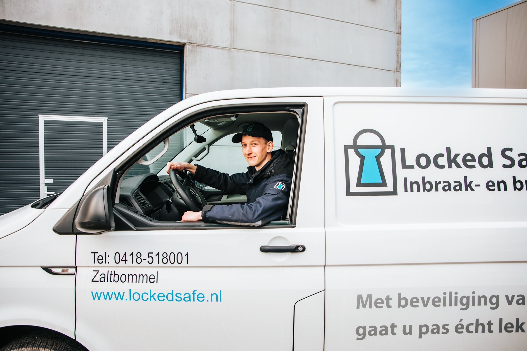 Monteren/ installeren basispakket alarmsysteem Ajax Hub2 4G kit, Jablotron Mercury kit en Risco Lightsys Air kit